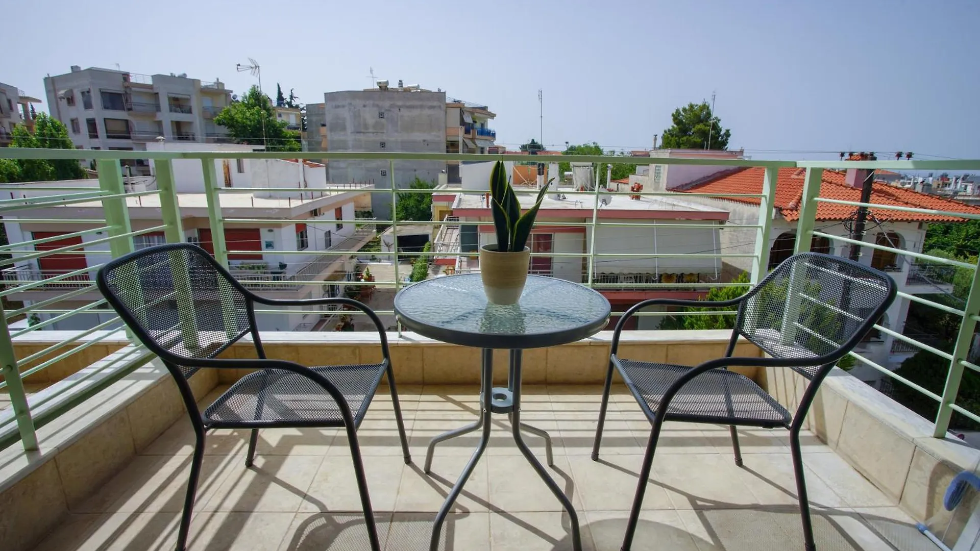 Work Of Art Apartment In Nea Michaniona Grecia
